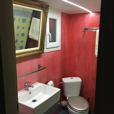 Center Location Kastella Passalimani Port Apartment *